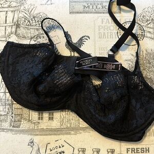 Victoria’s Secret lace sheer bra size 36C